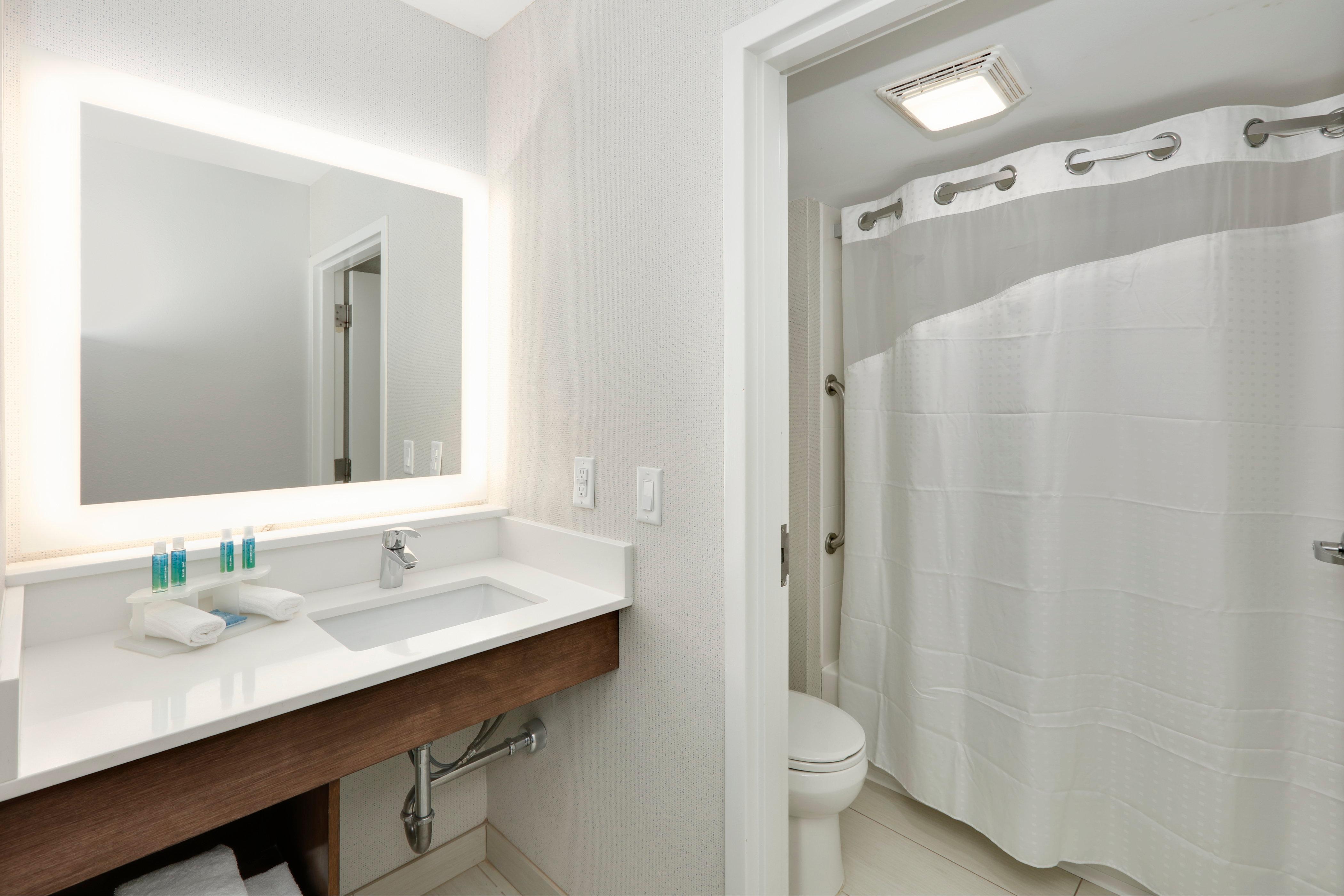 Holiday Inn Express & Suites Irving Conv Ctr - Las Colinas By Ihg Esterno foto