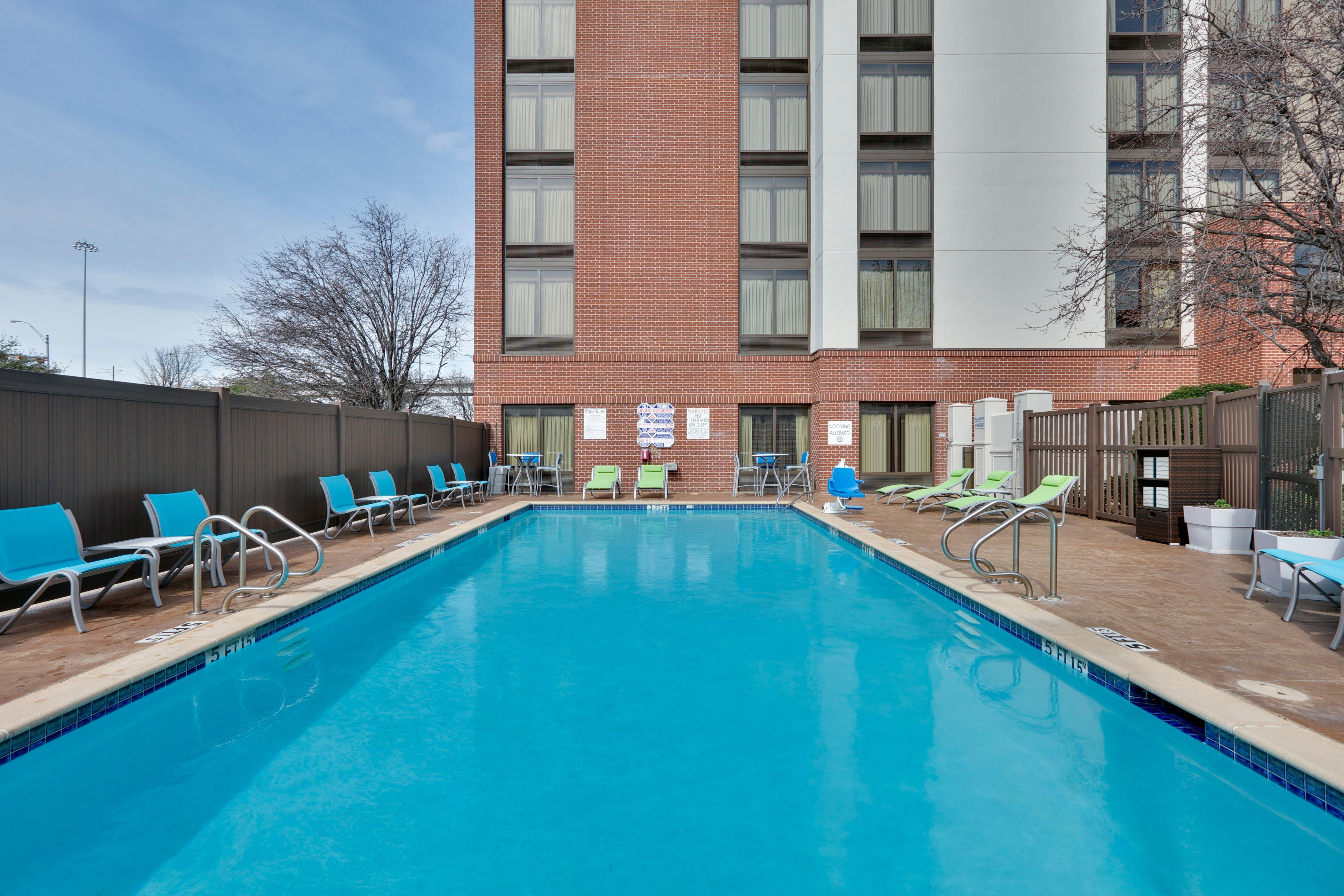 Holiday Inn Express & Suites Irving Conv Ctr - Las Colinas By Ihg Esterno foto