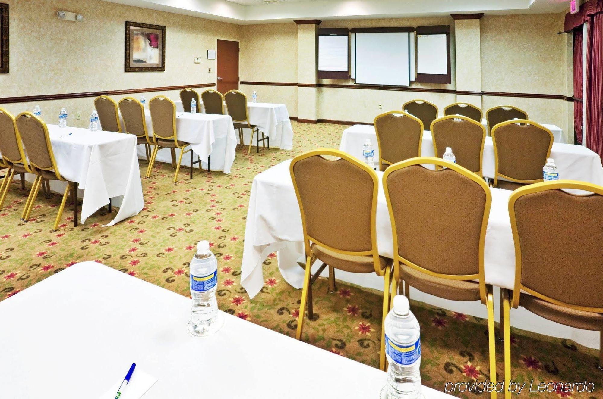 Holiday Inn Express & Suites Irving Conv Ctr - Las Colinas By Ihg Servizi foto